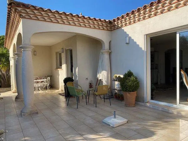 Maison de plain-pied 4 pièces 107 m²