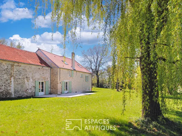 Belle longère de campagne en pierre entièrement rénovée et son parc avec vue