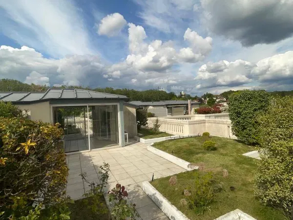 Appartement 5 pièces 137 m²