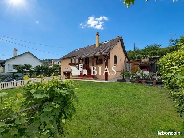 Maison 7 pièces 148 m²