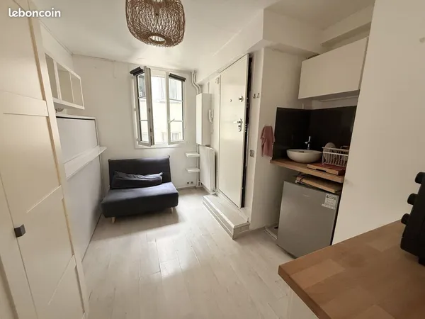 Studio 1 pièce 11 m²