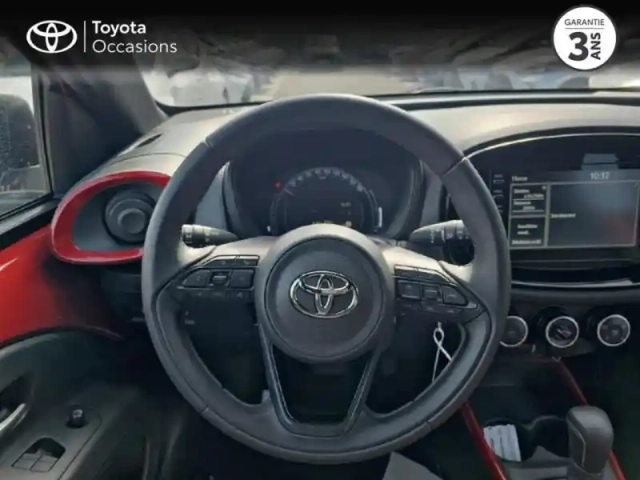 Toyota Aygo X 1.0 vvt-i 72ch design s-cvt my23 — photo 9
