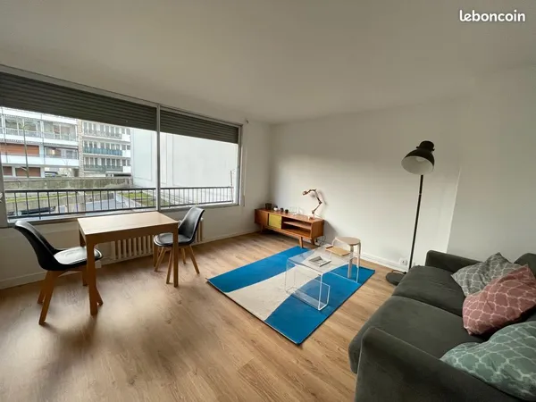 Location studio meublé 31 m² plein centre (disponible le 04/10)