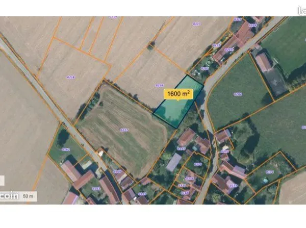 Terrain constructible viabilisé 1 600m2