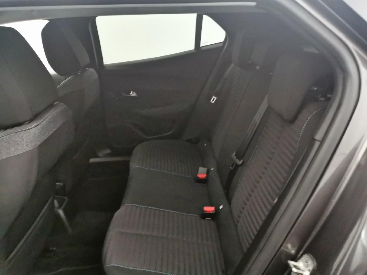 Peugeot 2008 puretech 100 s&s bvm6 style — photo 13
