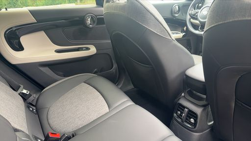 Mini Countryman 1.5 Cooper SE 224 ALL4 Steptronic6 - Exquisite – 2019 – 61854 km – Hybride rechargeable – Boîte Automatique — photo 13