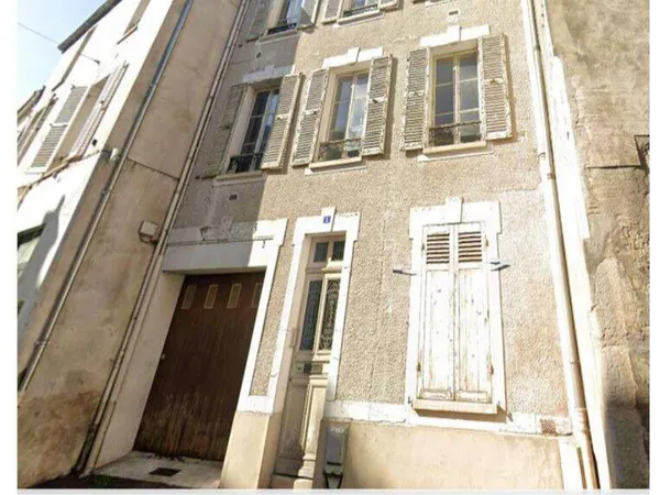 Immeuble 270 m²