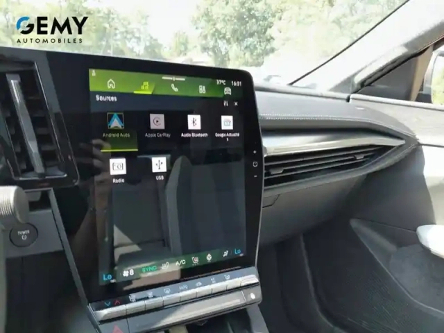Renault Scenic e-tech électrique 220 ch grande autonomie — photo 32