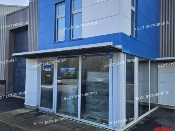 Entrepôt 170 m²