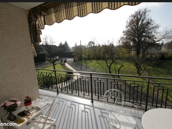 Maison sur terrain 1346 m2
