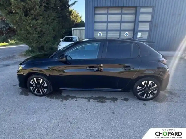 Peugeot 208 hybrid 110 ch e-dcs6 — photo 32