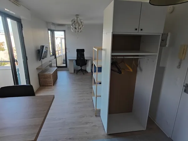 Studio meublé