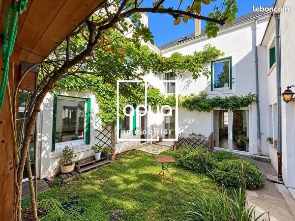 Maison de ville 10 pièces 227 m²