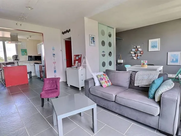 Appartement Le Mesnil Le Roi 4 pièce(s) 69.11 m2