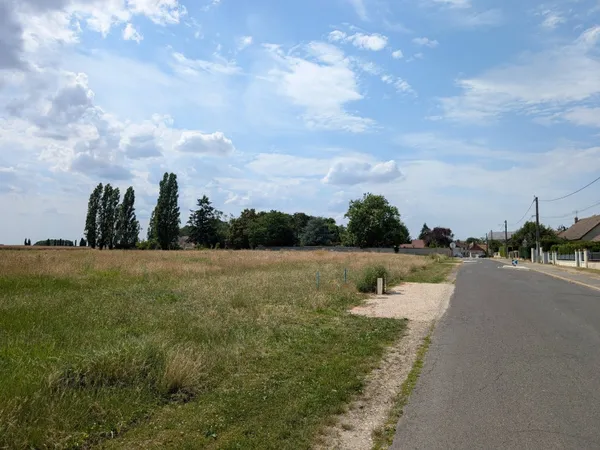 Terrain constructible 923 m²
