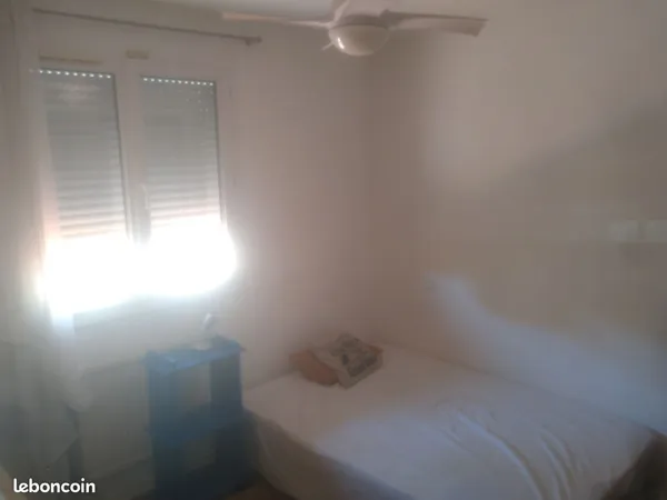 Chambre meublée chez enseignant — 197 tout compris