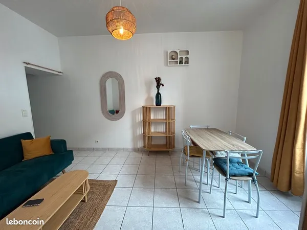 Appartement à louer centre ville de Concarneau 33m2