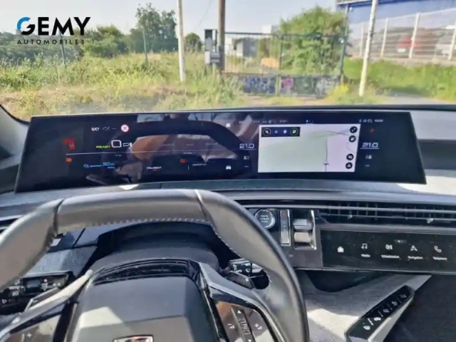 Peugeot 5008 electrique 210 ch 73 kwh — photo 14