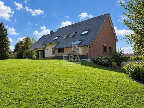 Maison 10 pièces 250 m²