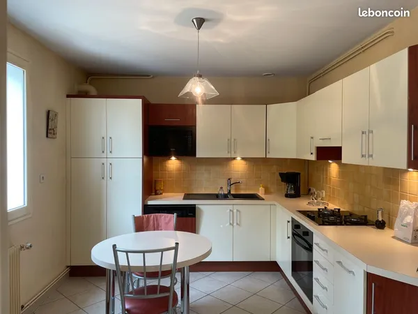 Maison T4 avec jardin, quartier clame, proche tram