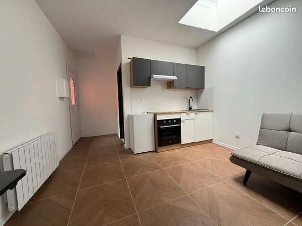 Studio meublé à louer