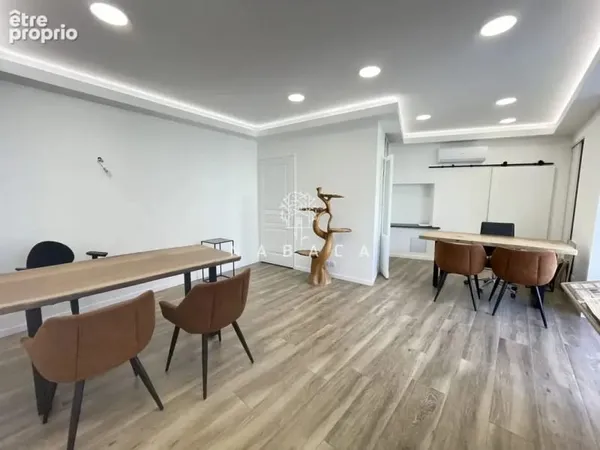 Maison 10 pièces 200 m² à vendre à Fayence (83440)