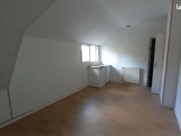 Studio 1 pièce 19 m²