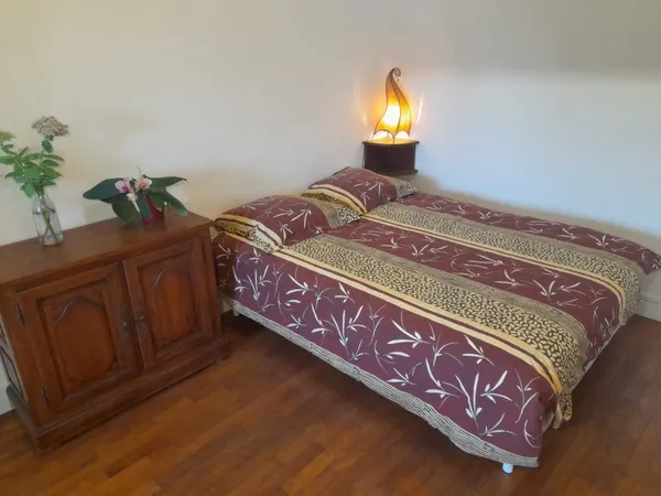 Chambre  13m2 / Gagny 93 / 5mn RER E / 30mn Paris