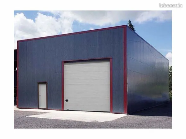 Entrepôts 300m2