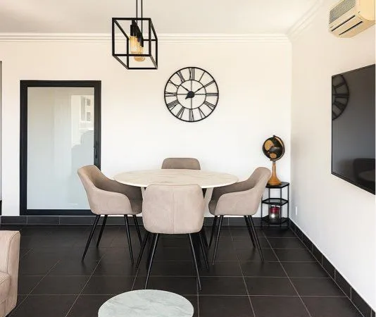 Nice - Bel appartement 3 pièces de 79 m² avec terrasse, parking et vue dégagée