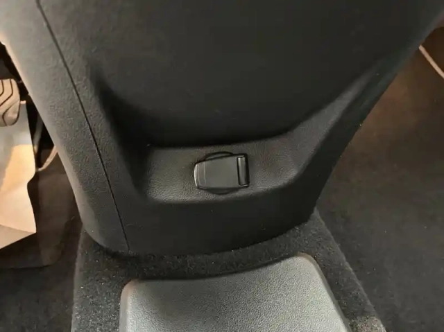 Renault Scenic 1.6 dci 160ch energy intens edc — photo 22