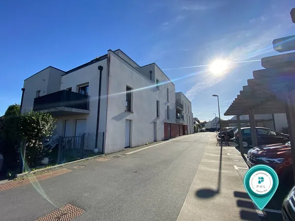 A BLAINVILLE-SUR-ORNE, APPARTEMENT T2 42M² AVEC BALCON, CAVE, ET PLACE DE PARKING PRIVATIVE