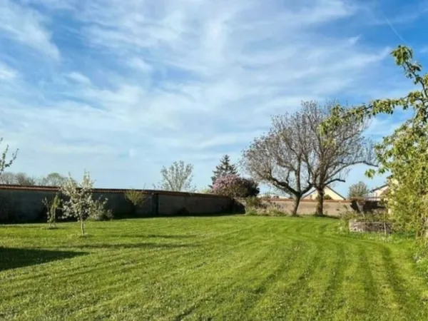 Terrain 2347 m²