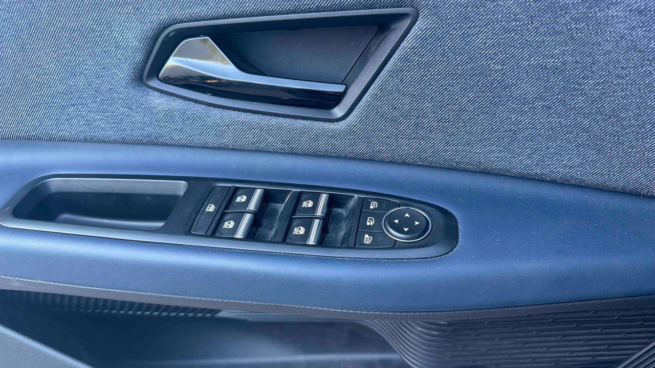 Renault 4 E-Tech Electrique 150 ch autonomie confort — photo 17