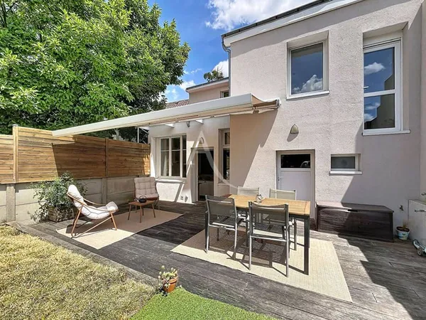 Maison 5 pièces 101 m²