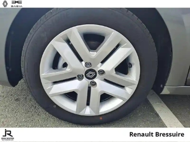 Renault Clio 1.5 dci 100ch evolution - 25 — photo 8