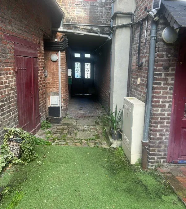 Photo 2