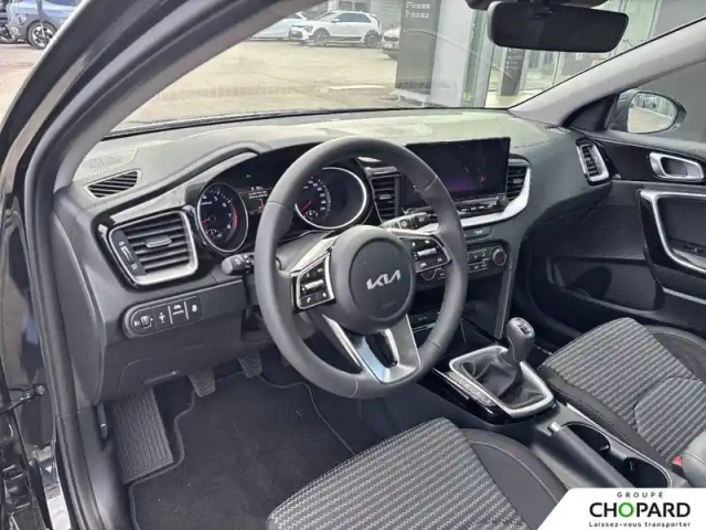 Kia Ceed 1.5 t-gdi 140 ch bvm6 — photo 2