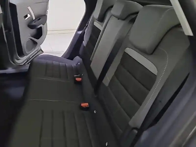 Citroën C4 hybride 136 e-dcs6 — photo 42