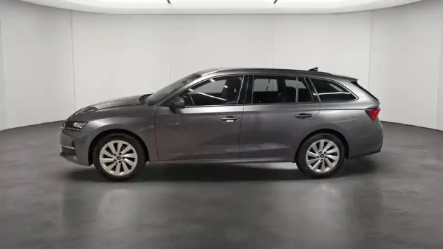Skoda Octavia combi 2.0 tdi 150 ch scr dsg7 — photo 8
