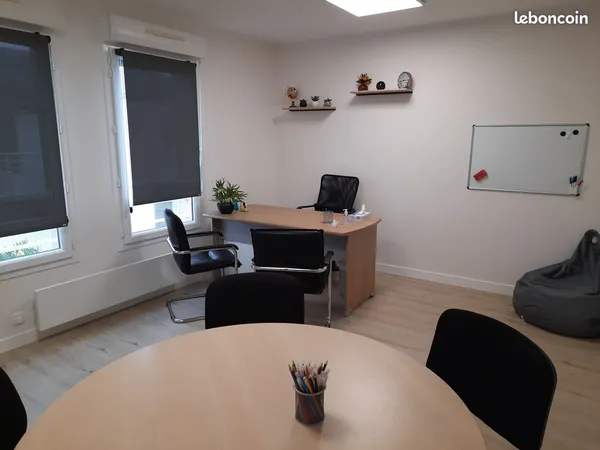 Bureau 17m2 en partage