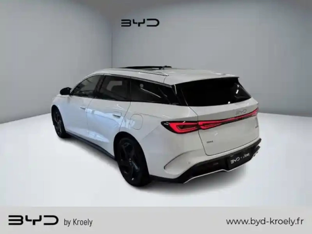 Byd Seal 6 1.5 phev dm-i comfort lite — photo 3
