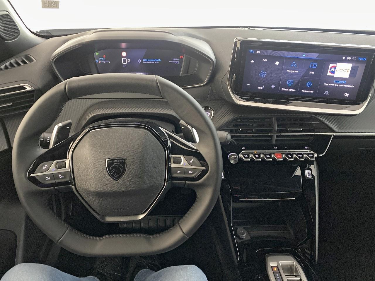 Peugeot 2008 hybrid 145 ch e-dcs6 allure — photo 15