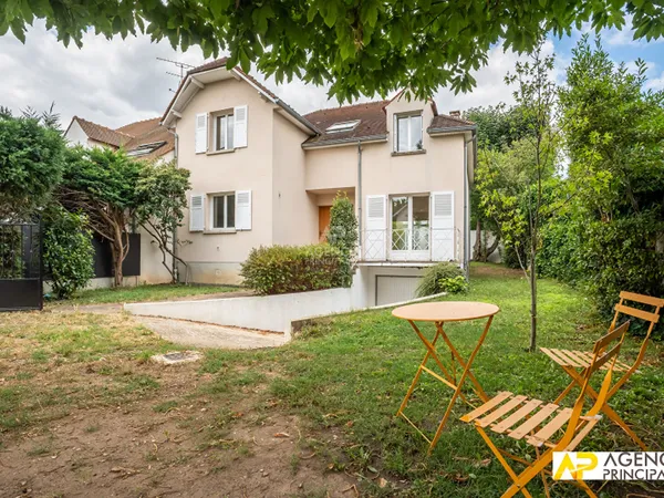 Maison à Maisons-Laffitte