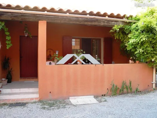 Studio 1 pièce 27 m²