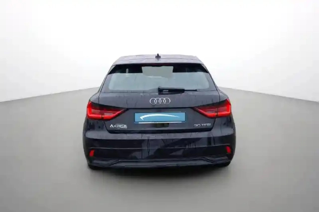 Audi A1 sportback 30 tfsi 110 ch bvm6 — photo 4