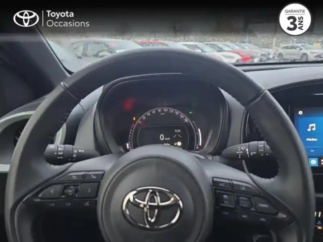 Toyota Aygo X 1.0 vvt-i 72ch design s-cvt my24 — photo 9