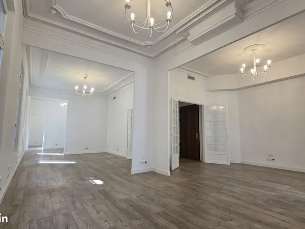 130 m2 proche gare lumineux spacieux baie de brassage