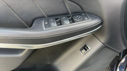 Mercedes Classe GL 350 3.0 CDI V6 4Matic 258 - Excecutive – 2014 – 200991 km – Diesel – Boîte Automatique — photo 32