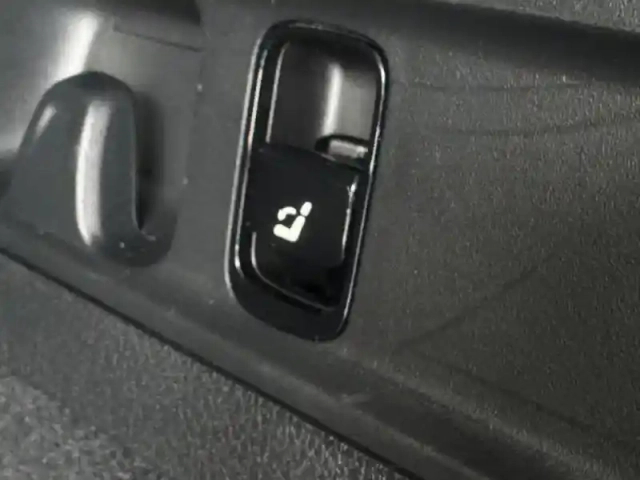 Mercedes Glc 220 d 4matic amg line — photo 38